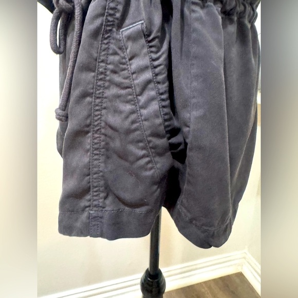 Max Jeans Dark Gray vest chic layering open front waist tie, in size small - Picture 3 of 10